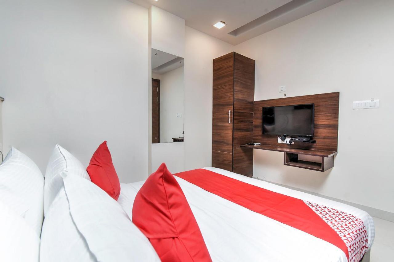 Oyo 80678 Shreenath Residency New Delhi Luaran gambar